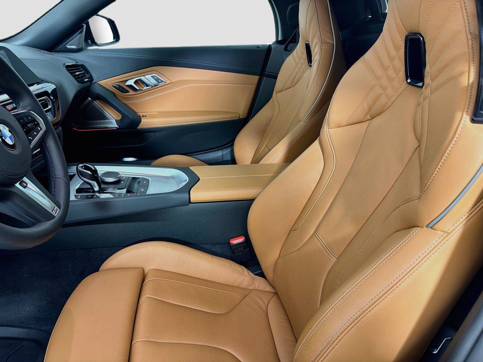 Used 2025 BMW Z4 sDrive30i w/ Premium Package RWD image 22