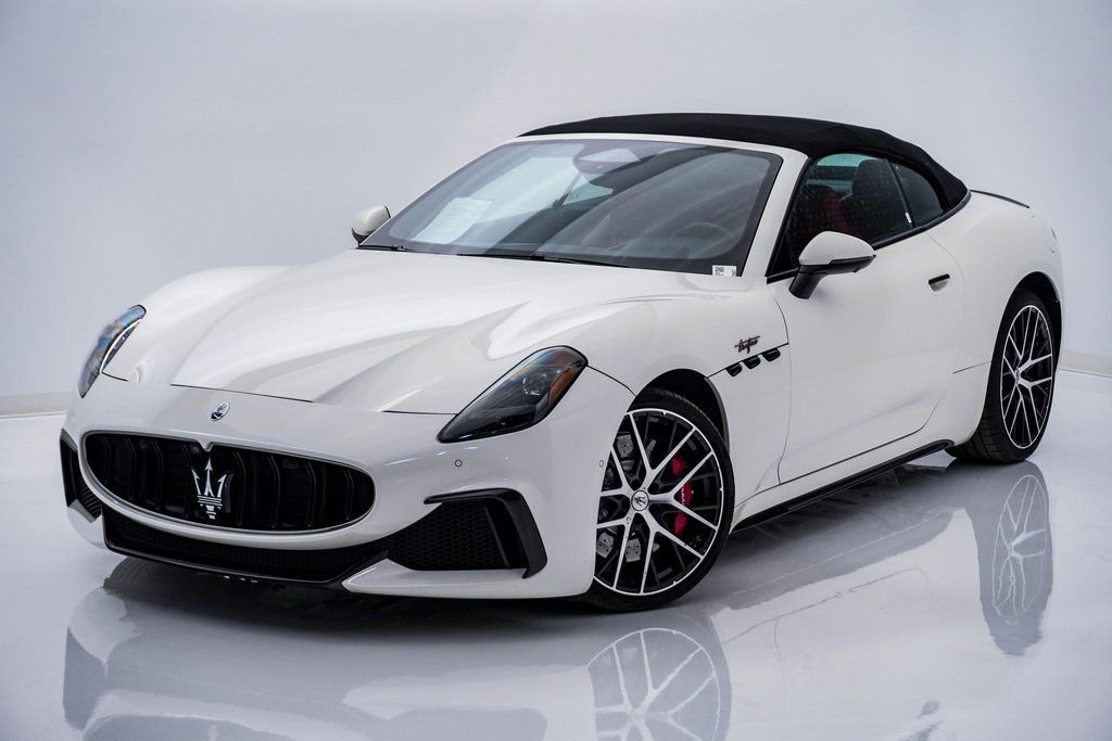 Certified 2024 Maserati GranCabrio Trofeo image 7