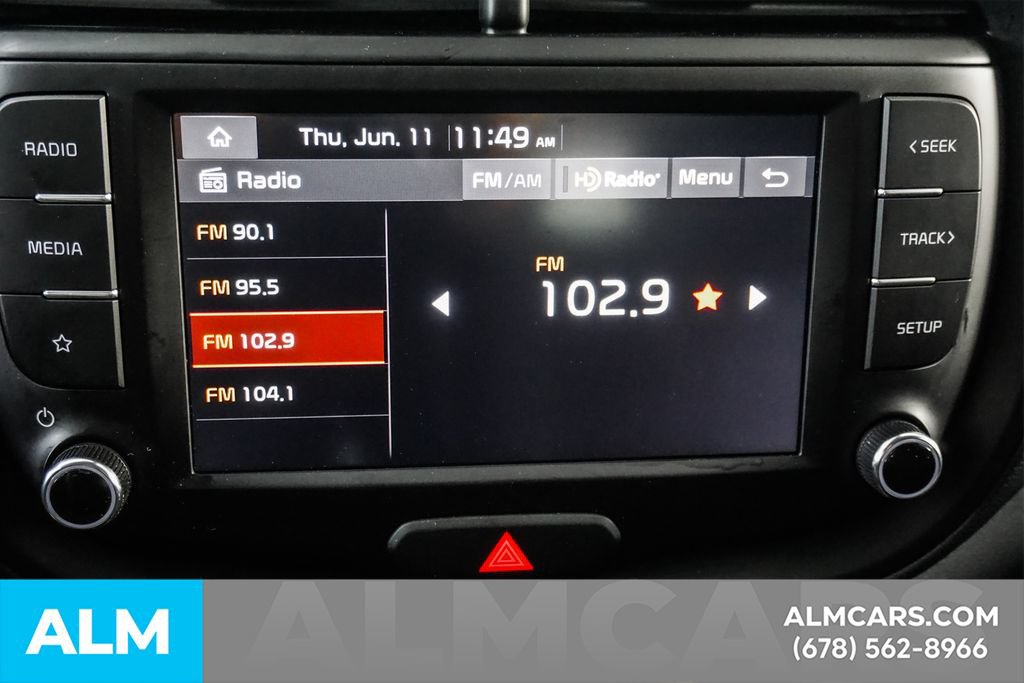 Used 2025 Kia Soul LX FWD image 34