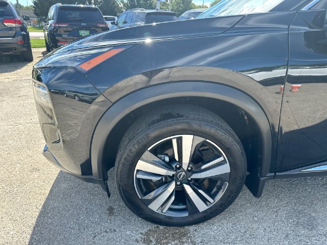 Used 2023 Nissan Rogue SL AWD/4WD image 38
