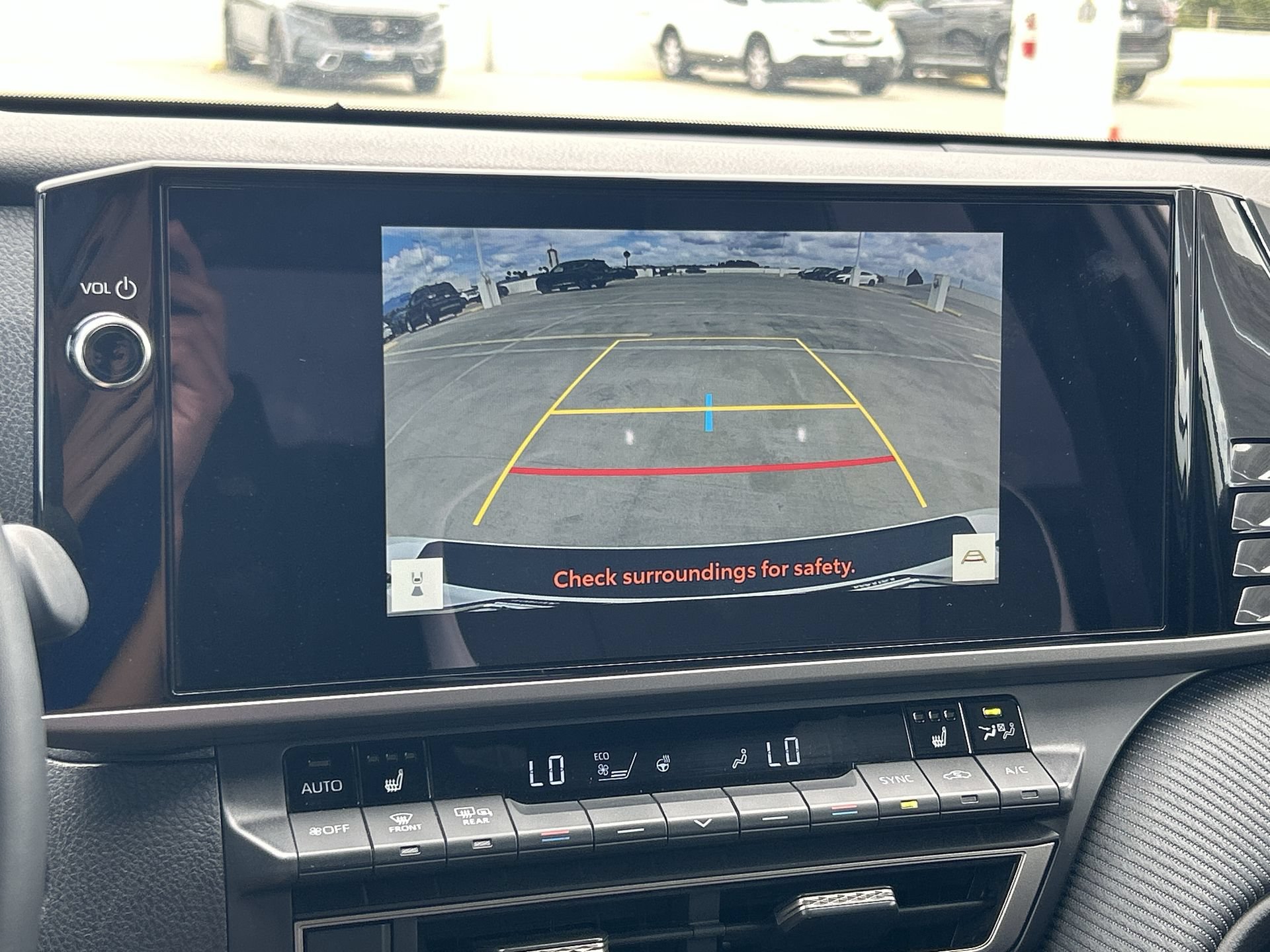 Used 2025 Toyota Camry SE w/ Multimedia Upgrade Package FWD image 24