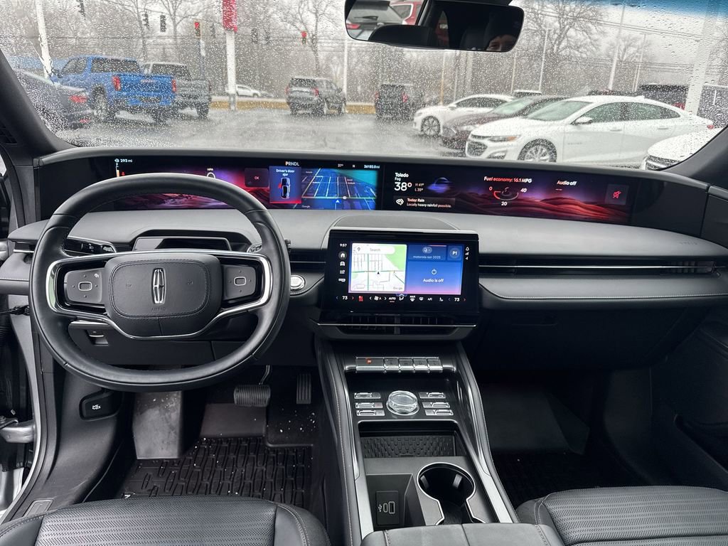 Used 2024 Lincoln Nautilus Reserve w/ Equipment Group 202A image 21