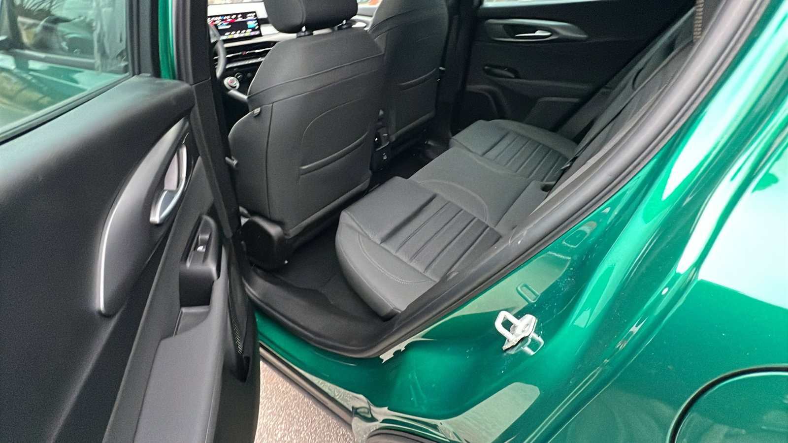 Used 2024 Alfa Romeo Tonale Ti image 25