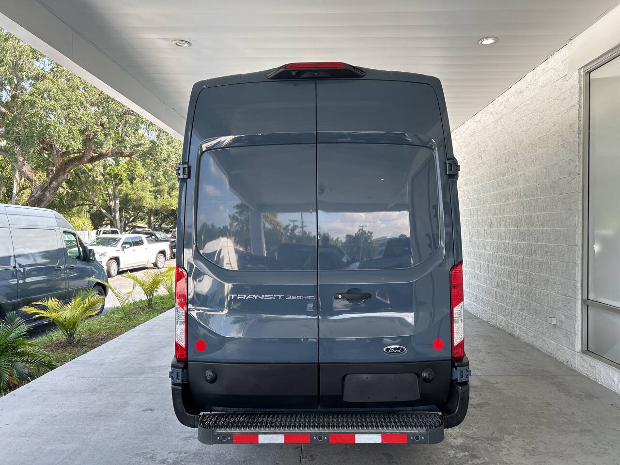 Used 2019 Ford Transit 350 148 High Roof Extended DRW RWD image 3