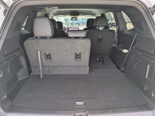 Certified 2025 Buick Enclave Sport Touring image 13