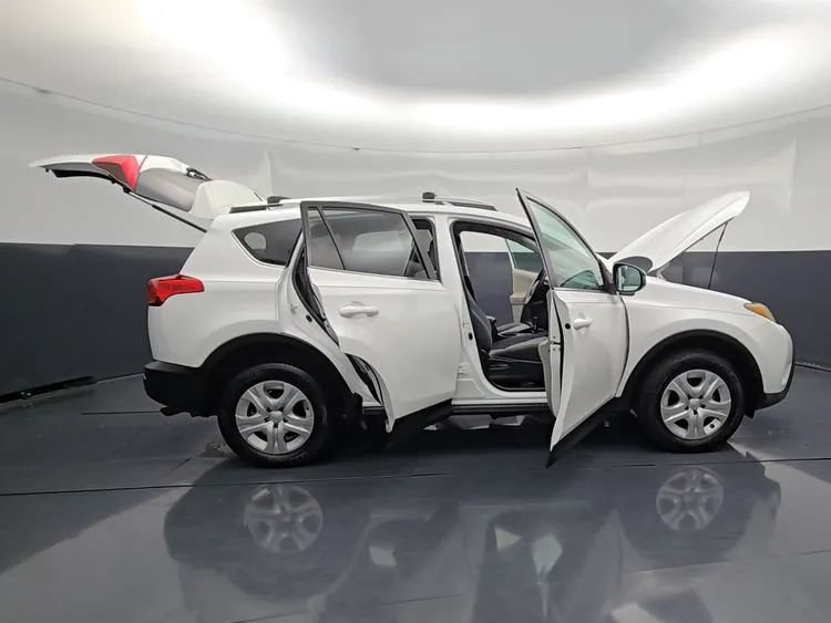 Used 2013 Toyota RAV4 LE AWD/4WD image 15