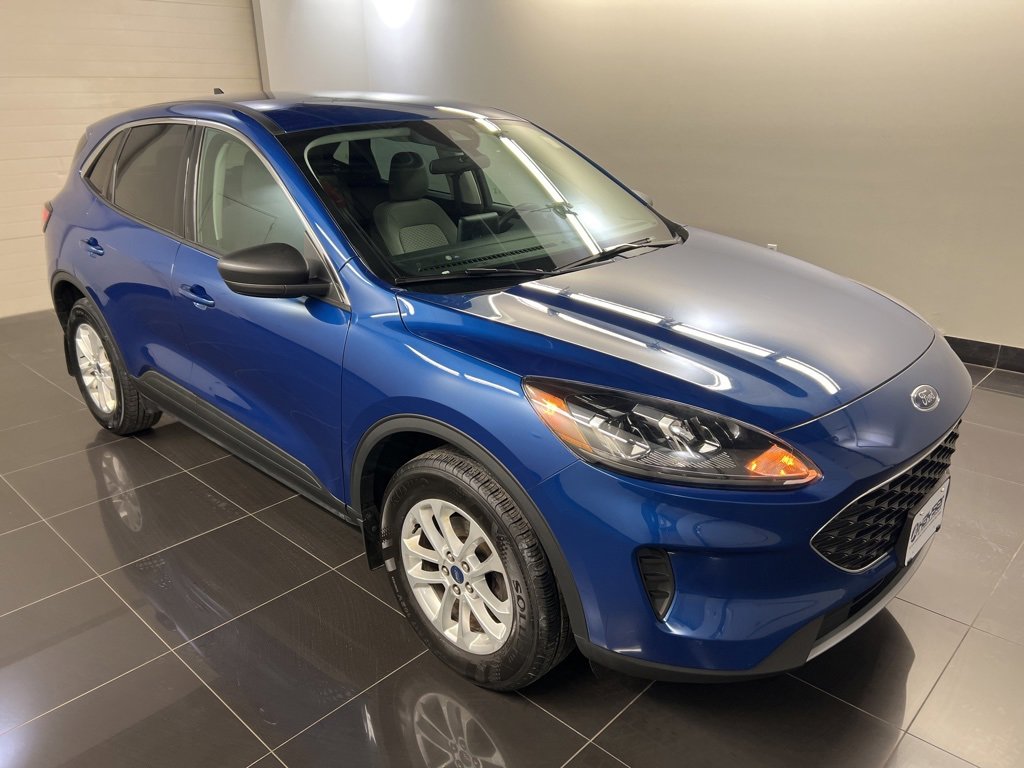 Certified 2022 Ford Escape SE w/ Cold Weather Package
