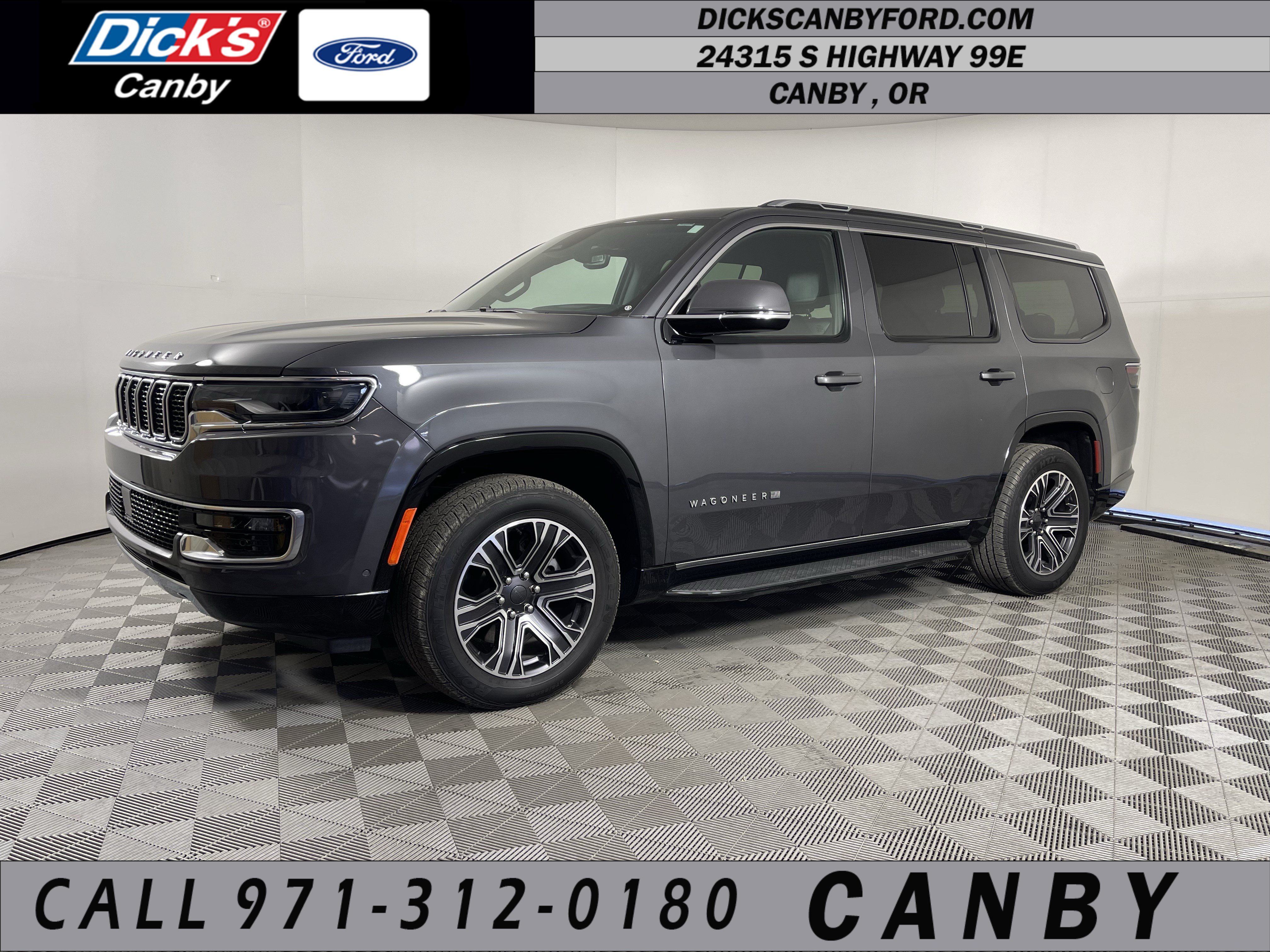 Used 2022 Jeep Wagoneer Series III w/ Flexible Seating Group AWD/4WD image 1