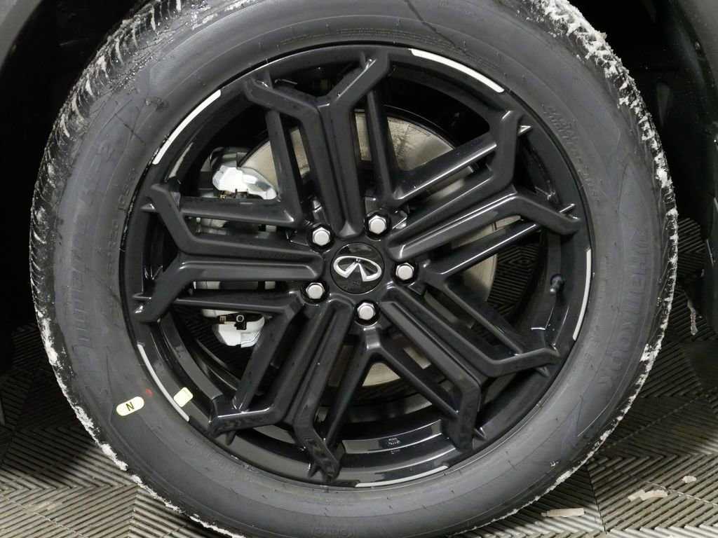 New 2026 INFINITI QX60 Sport image 9