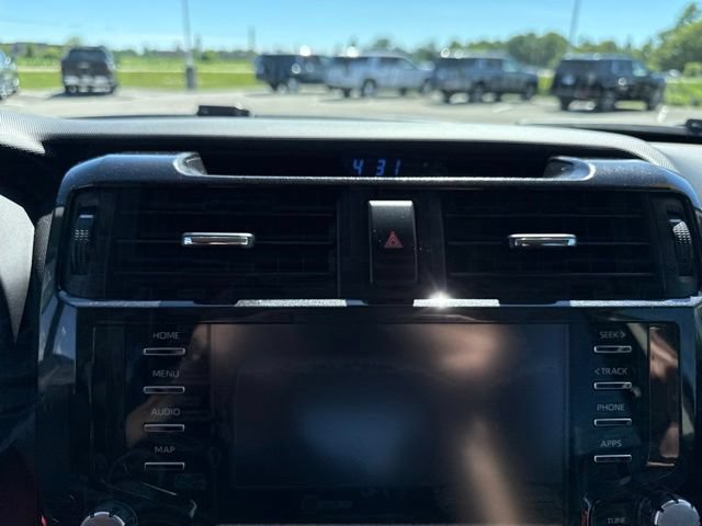 Used 2020 Toyota 4Runner TRD Off-Road AWD/4WD image 23