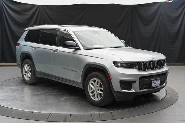 Used 2022 Jeep Grand Cherokee L Laredo w/ Luxury Tech Group I image 2
