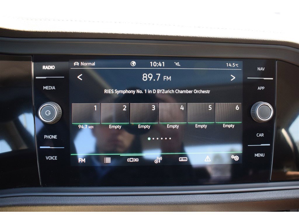 Used 2023 Volkswagen Jetta SEL image 35