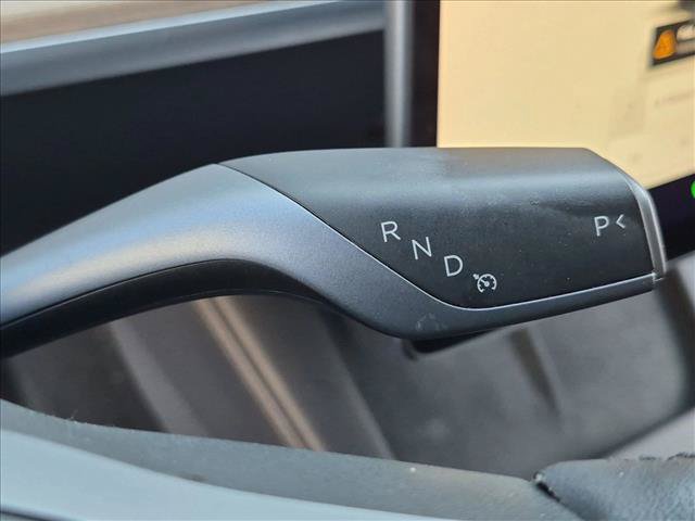 Used 2024 Tesla Model Y Long Range AWD/4WD image 12