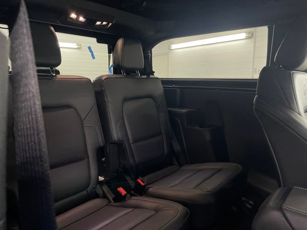 New 2025 Ford Bronco Badlands image 30