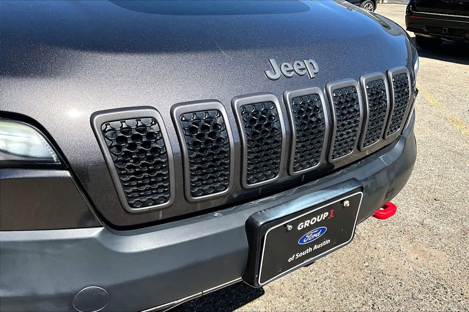 Used 2019 Jeep Cherokee Trailhawk w/ Comfort/Convenience Group image 30