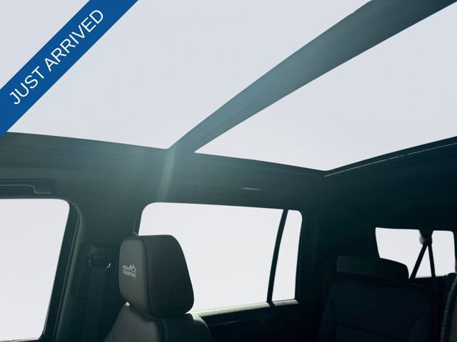 New 2026 Chevrolet Suburban High Country image 22