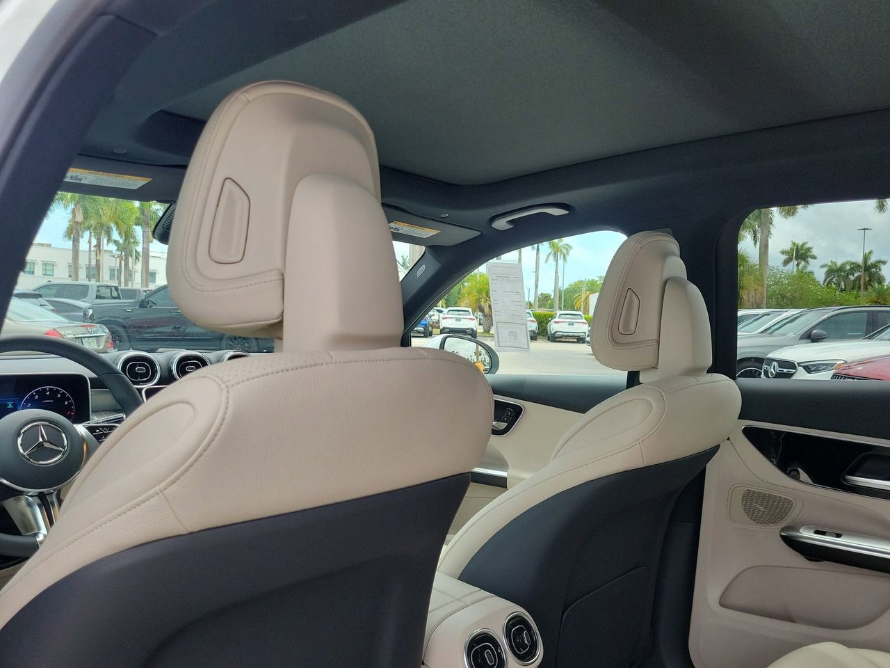 New 2026 Mercedes-Benz GLC 300 image 12