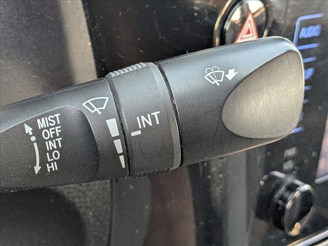 Used 2018 Toyota Corolla LE image 14