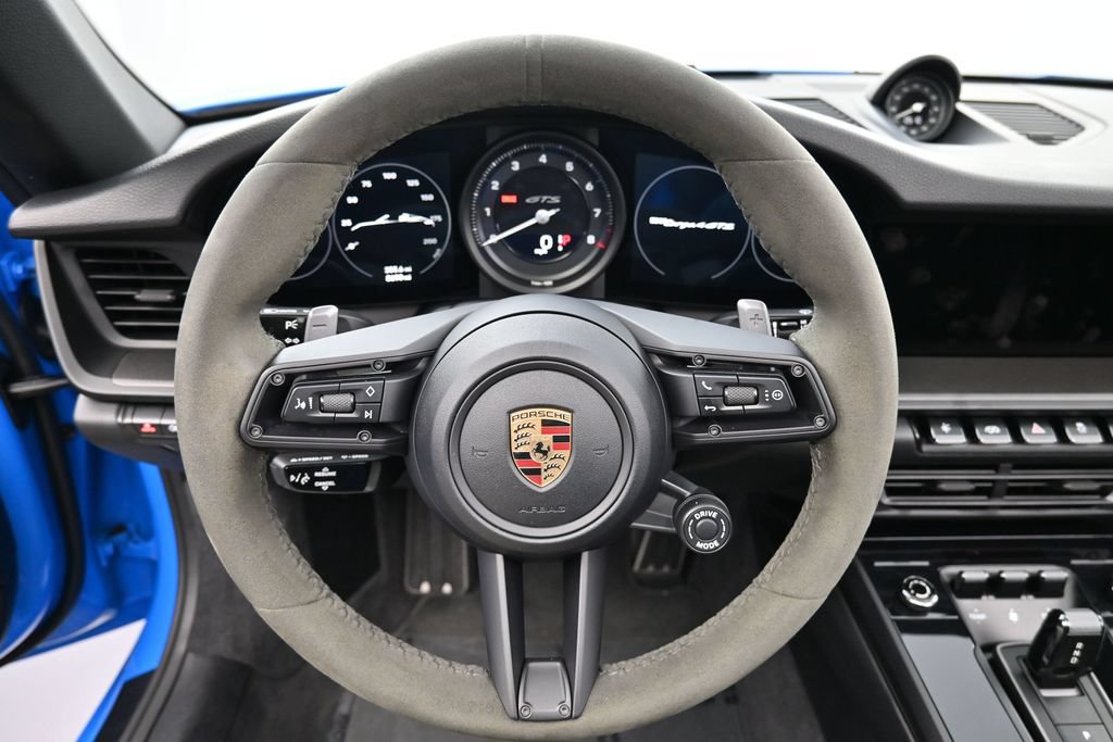 Certified 2022 Porsche 911 Targa 4 GTS AWD/4WD image 10