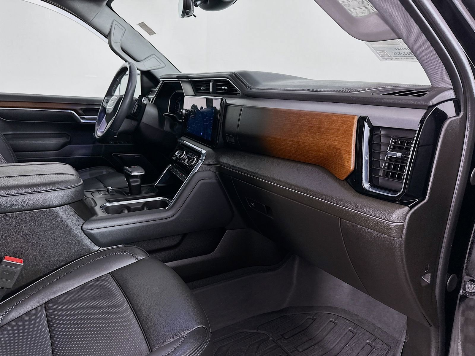 Used 2024 GMC Sierra 1500 Denali image 32