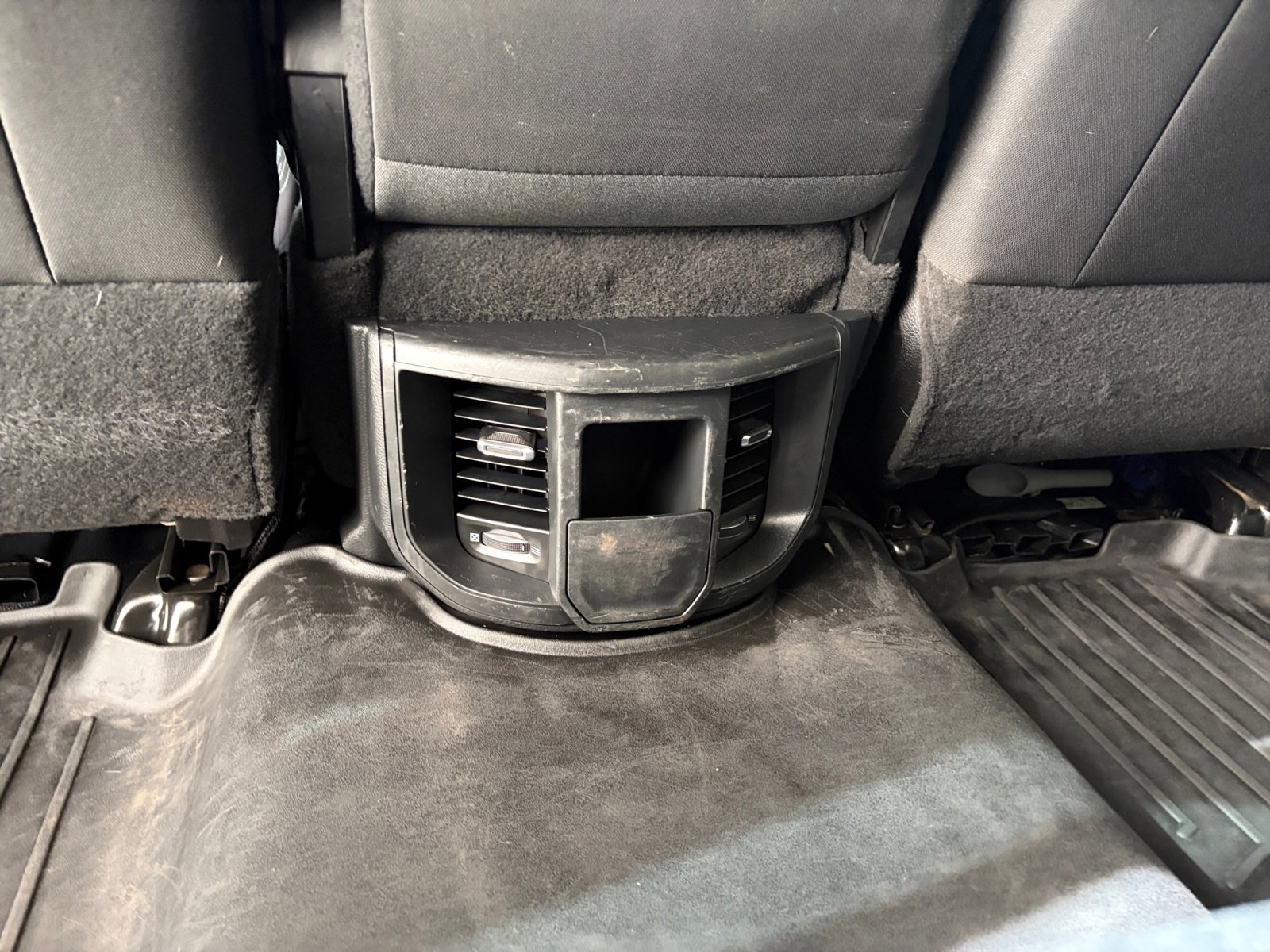 Used 2022 RAM 3500 Tradesman w/ Chrome Appearance Group image 32