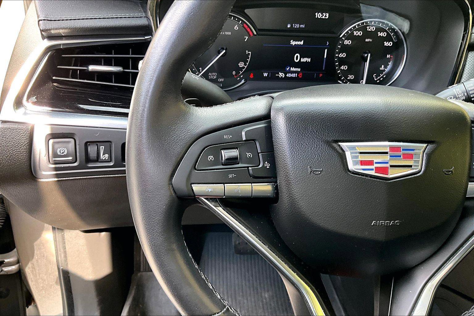 Used 2023 Cadillac XT6 Luxury FWD image 18