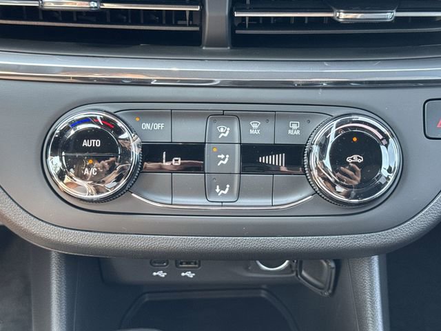 New 2026 Buick Envista Preferred w/ Advanced Safety Package image 18