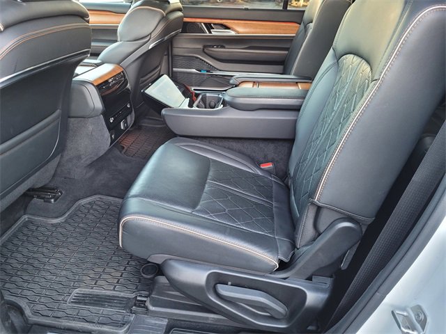 Certified 2024 Jeep Grand Wagoneer L Series III image 16