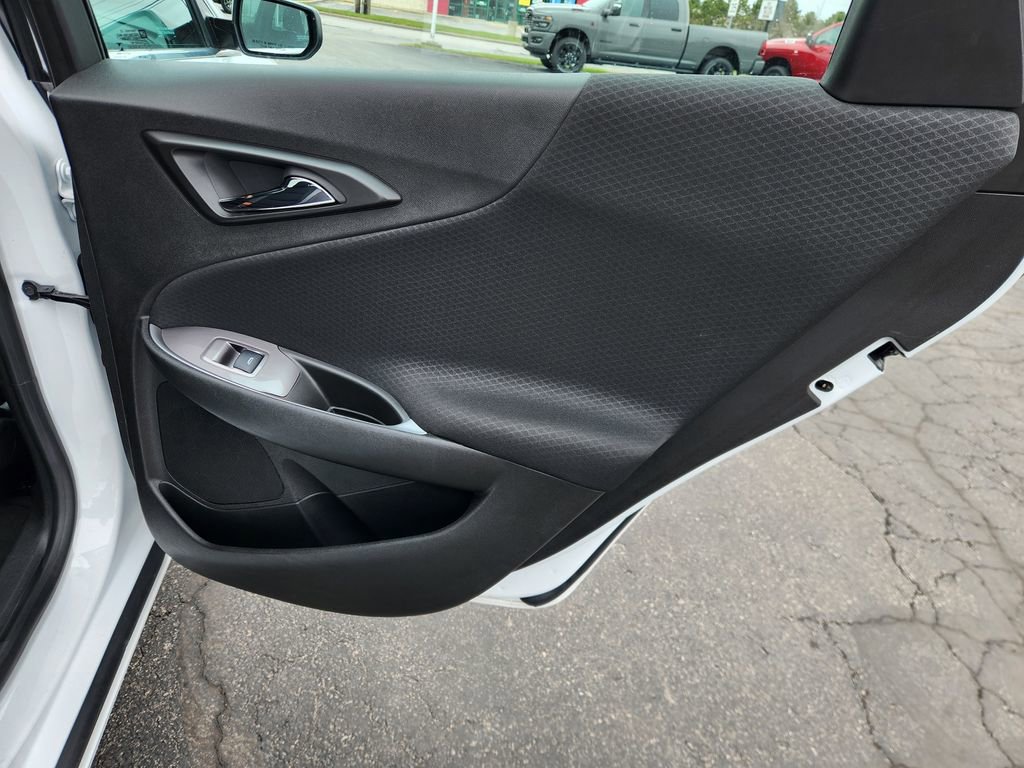 Used 2023 Chevrolet Malibu LT FWD image 12