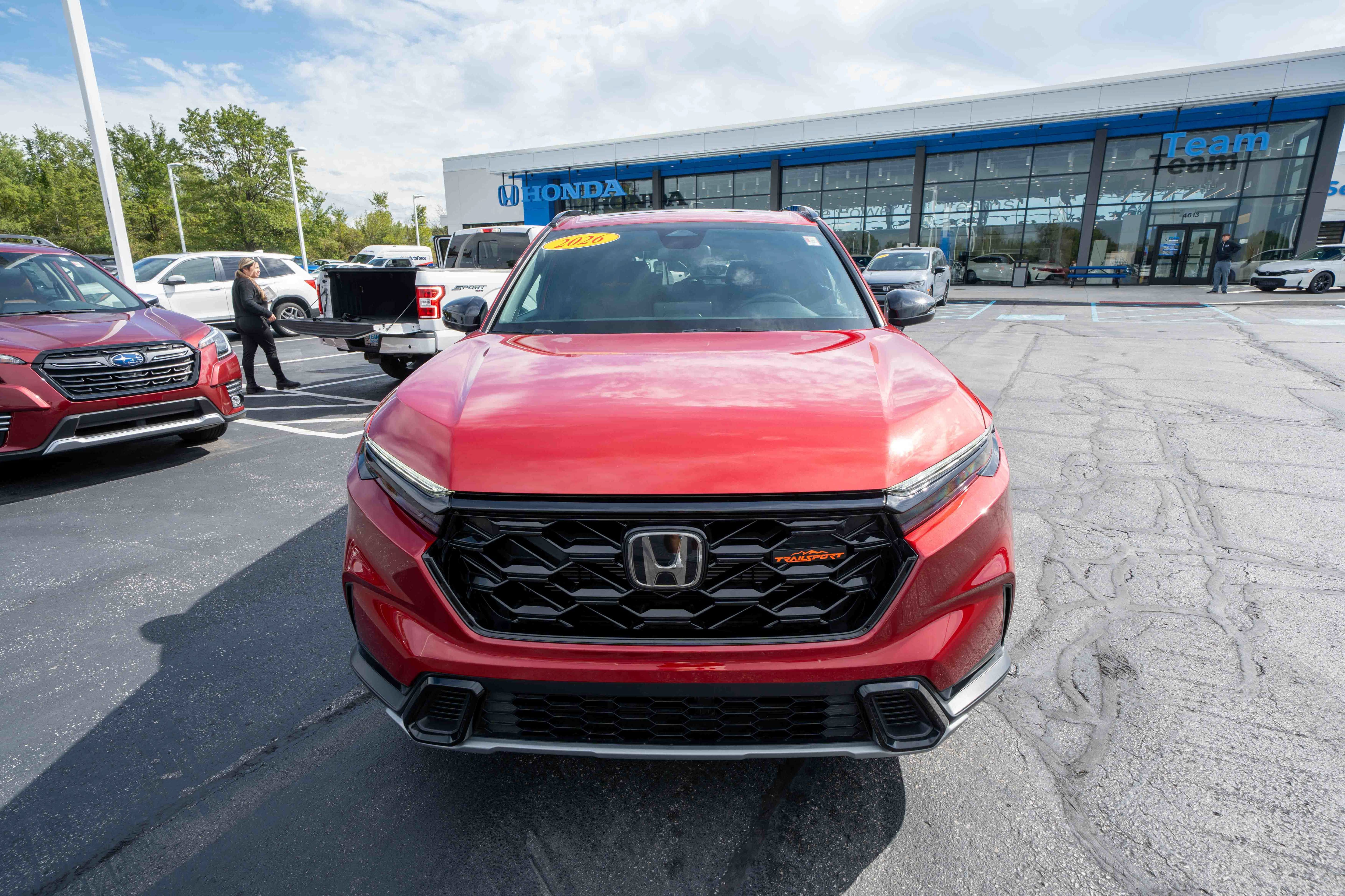 Used 2026 Honda CR-V TrailSport image 2