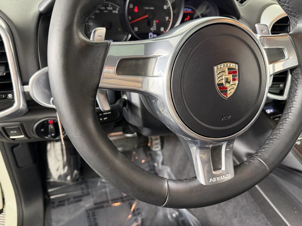 Used 2011 Porsche Cayenne AWD/4WD image 21