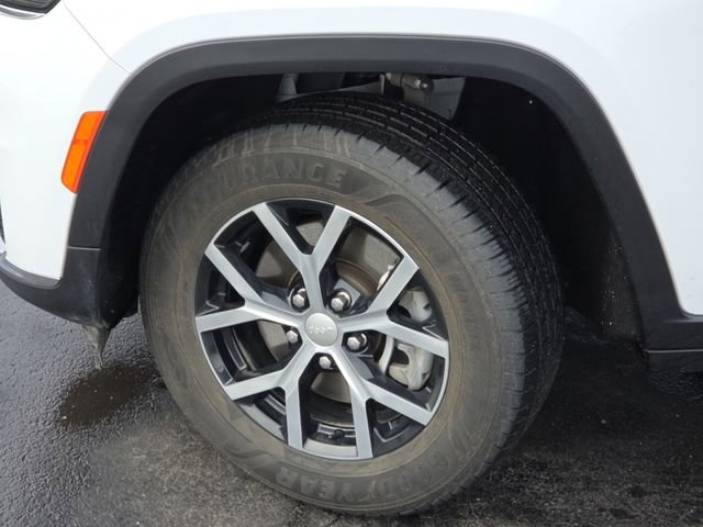 Used 2023 Jeep Grand Cherokee L Limited image 25