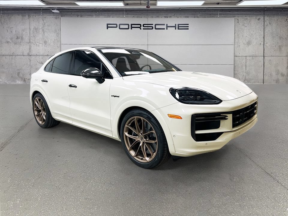Certified 2026 Porsche Cayenne Turbo AWD/4WD image 7