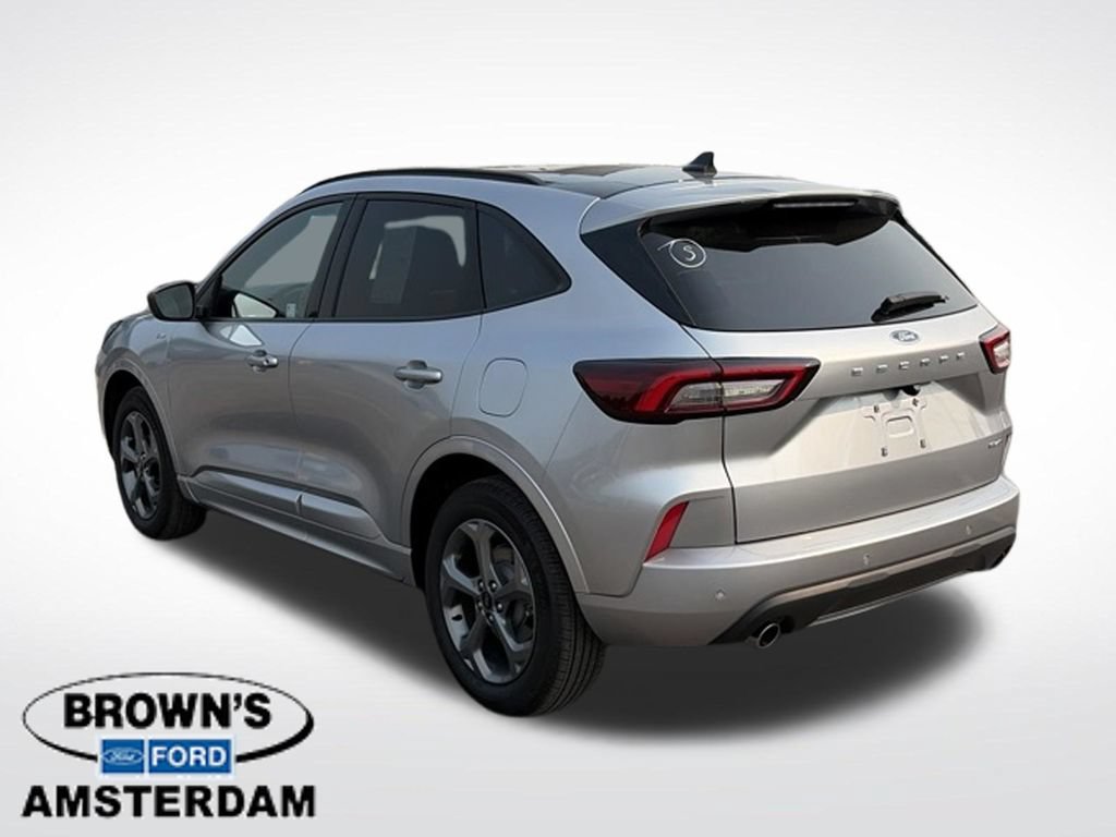 Used 2023 Ford Escape ST-Line w/ Tech Pack #1 AWD/4WD image 6