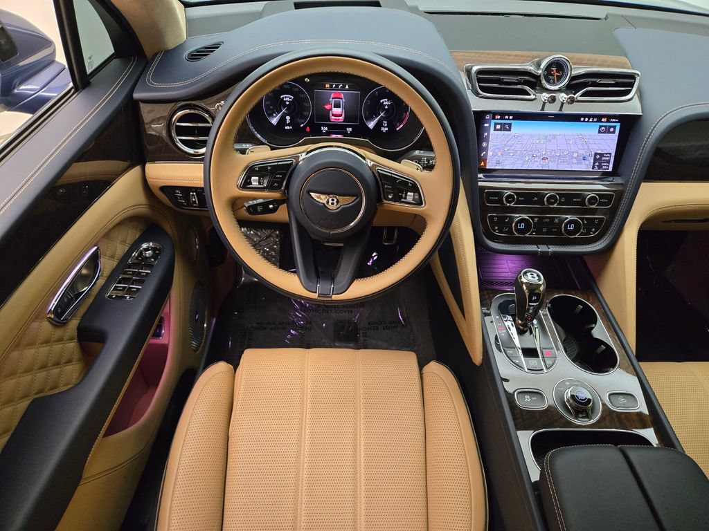 Certified 2023 Bentley Bentayga AWD/4WD image 19