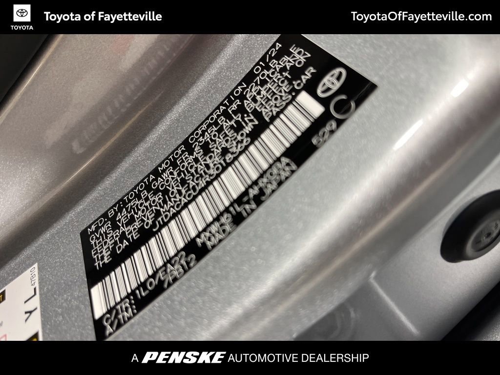 Used 2024 Toyota Prius Prime XSE Premium image 38