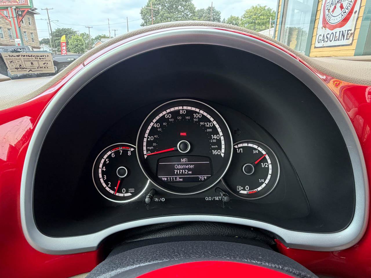 Used 2014 Volkswagen Beetle 2.5 FWD image 23
