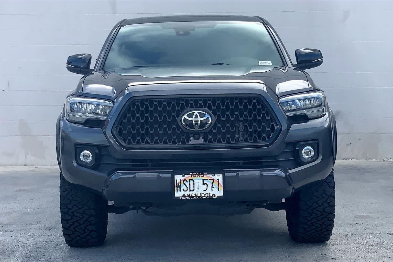 Used 2022 Toyota Tacoma Limited AWD/4WD image 6