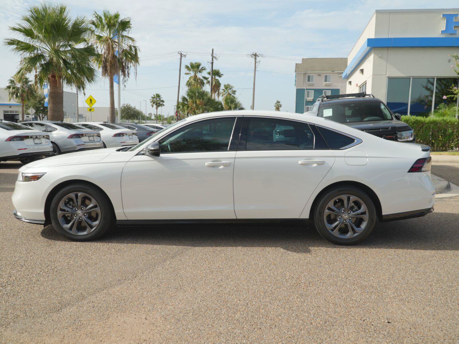 Used 2024 Honda Accord EX-L image 15