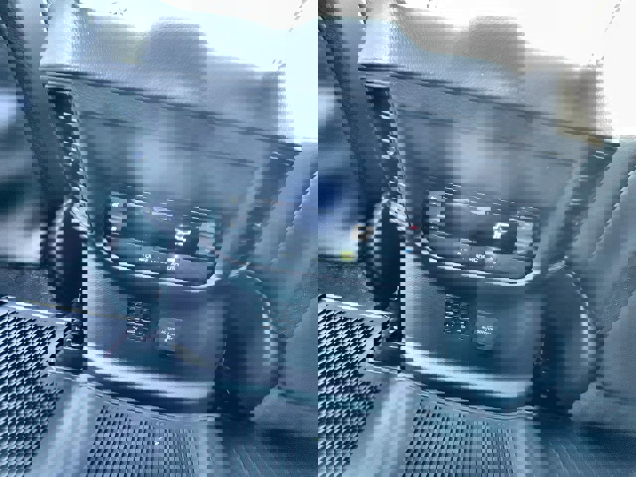 Used 2023 Toyota Sequoia Limited w/ Tow Technology Package image 22