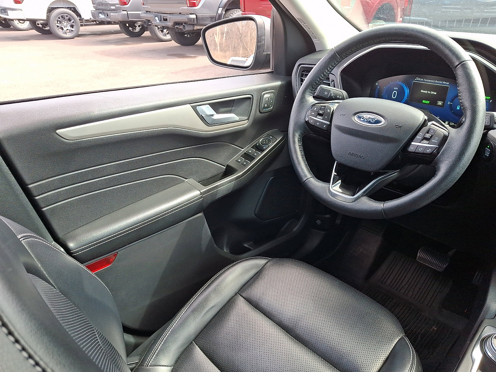 Certified 2021 Ford Escape SEL w/ Technology Package image 14