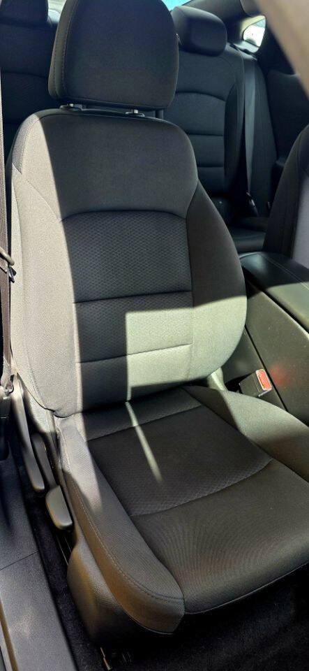Used 2020 Chevrolet Malibu LT FWD image 10