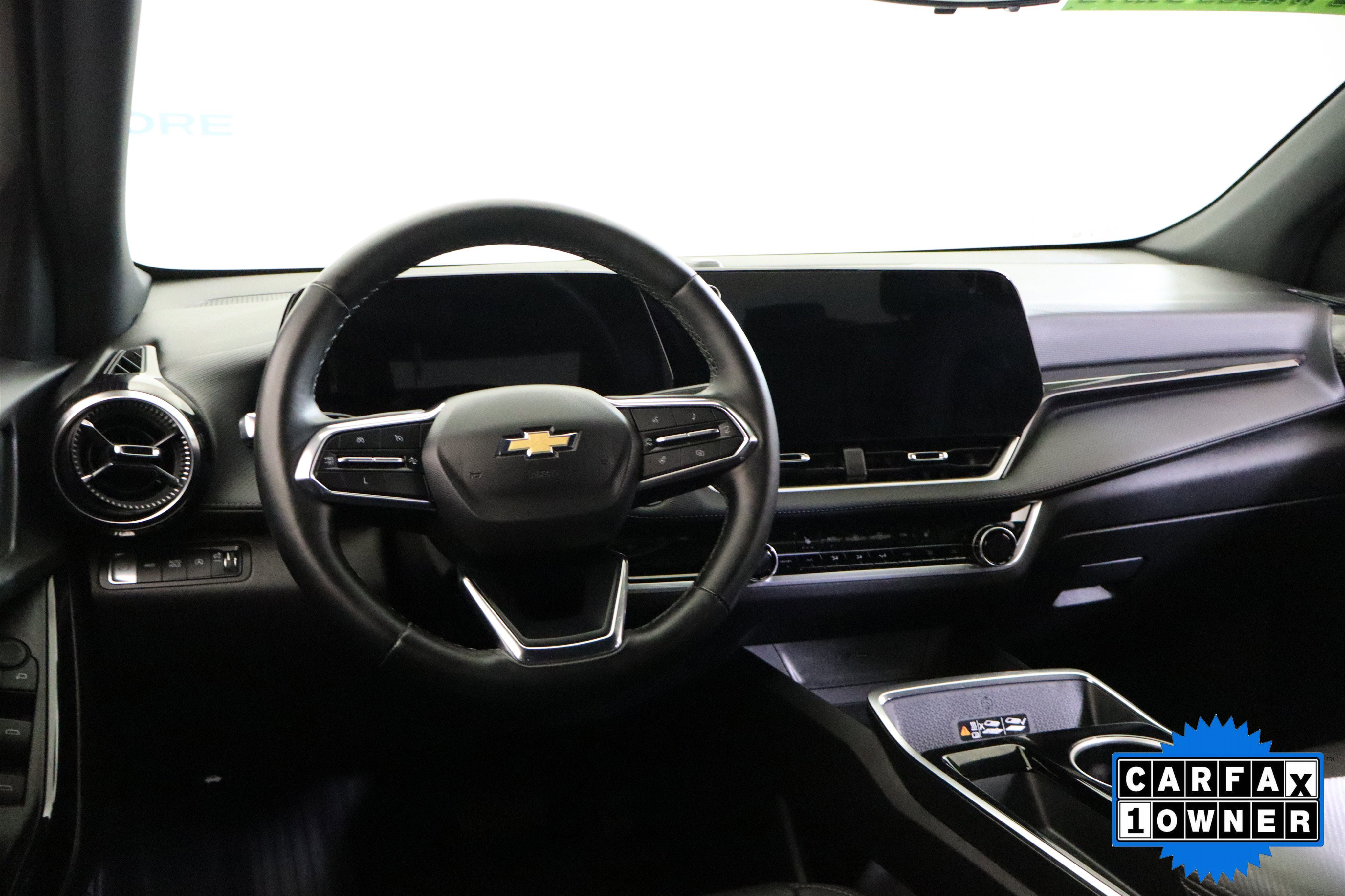 Used 2025 Chevrolet Equinox LT w/ Convenience Package II image 16