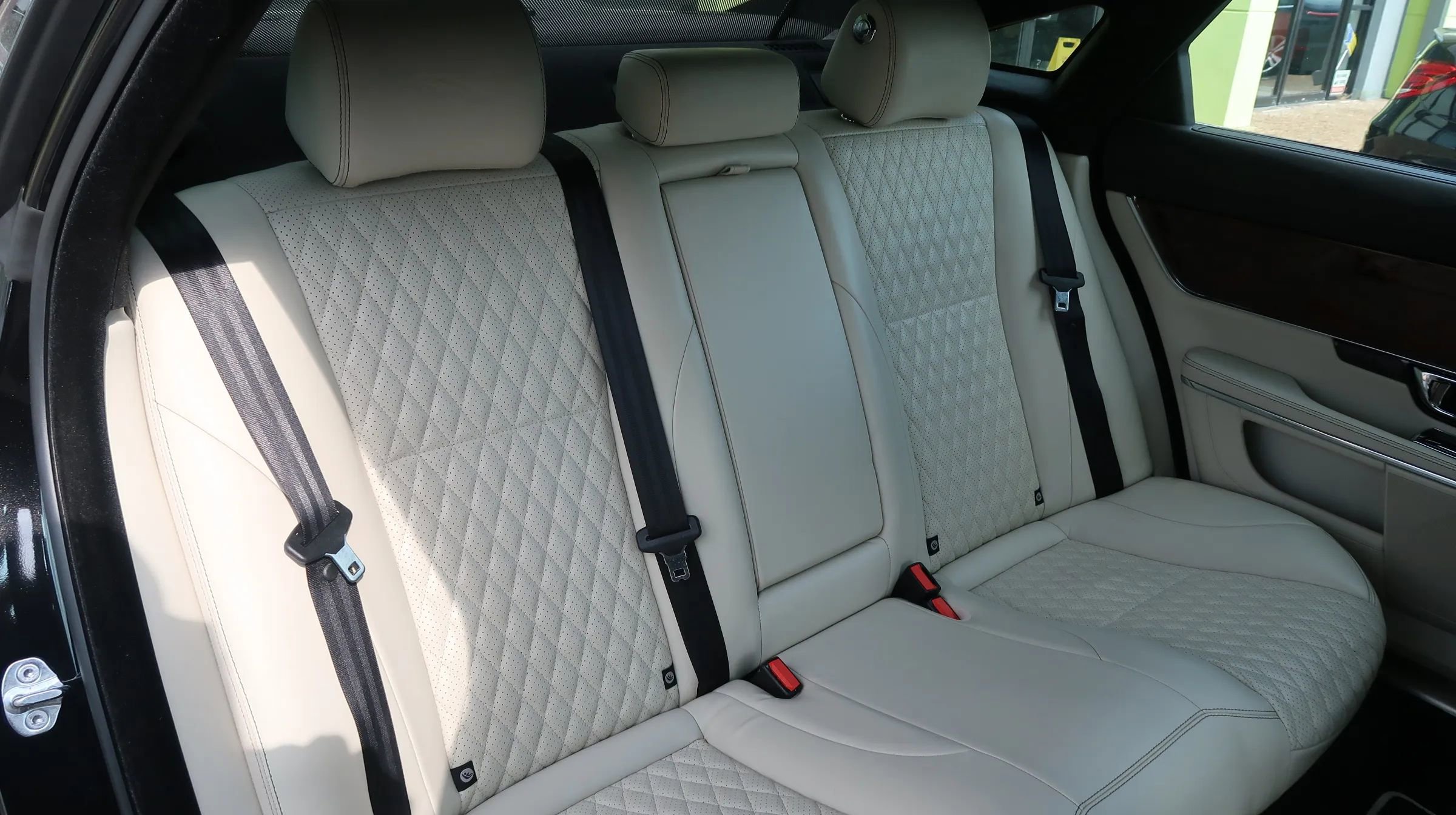 Used 2019 Jaguar XJ L Portfolio image 23