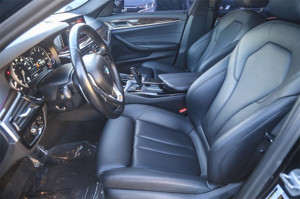 Used 2019 BMW 530i xDrive w/ Convenience Package image 16