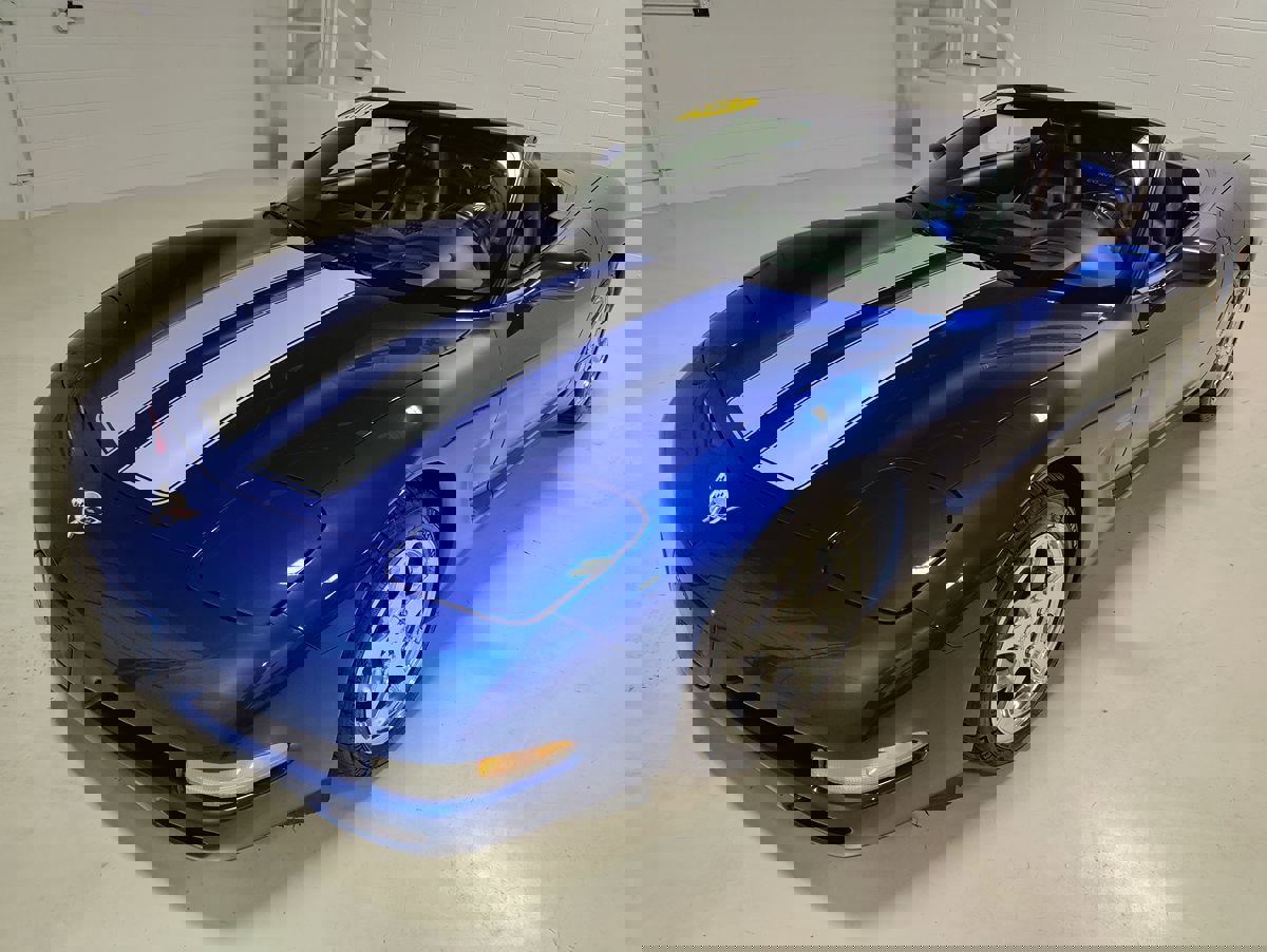 Used 2003 Chevrolet Corvette Convertible w/ Preferred Equipment Group1 image 19