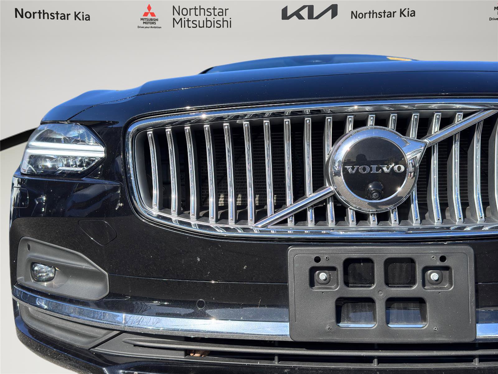 Used 2022 Volvo S90 B6 Inscription w/ Advanced Package image 31