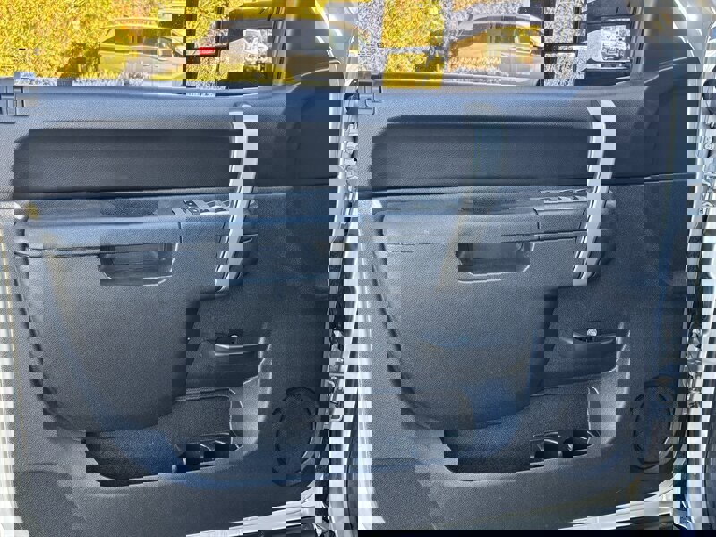 Used 2011 Chevrolet Silverado 3500 LT w/ Suspension Package, Off-Road image 12