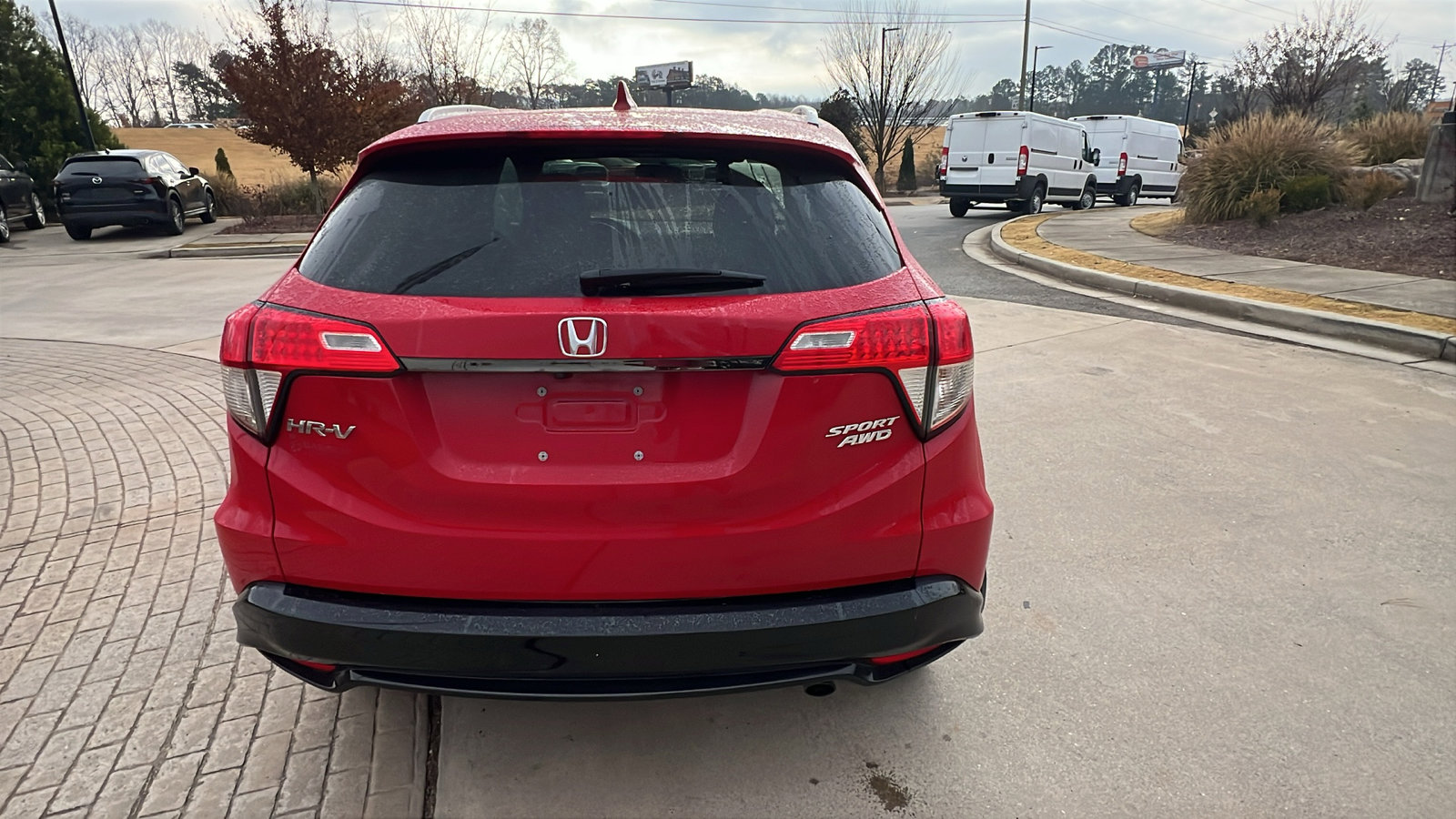 Used 2022 Honda HR-V Sport image 9