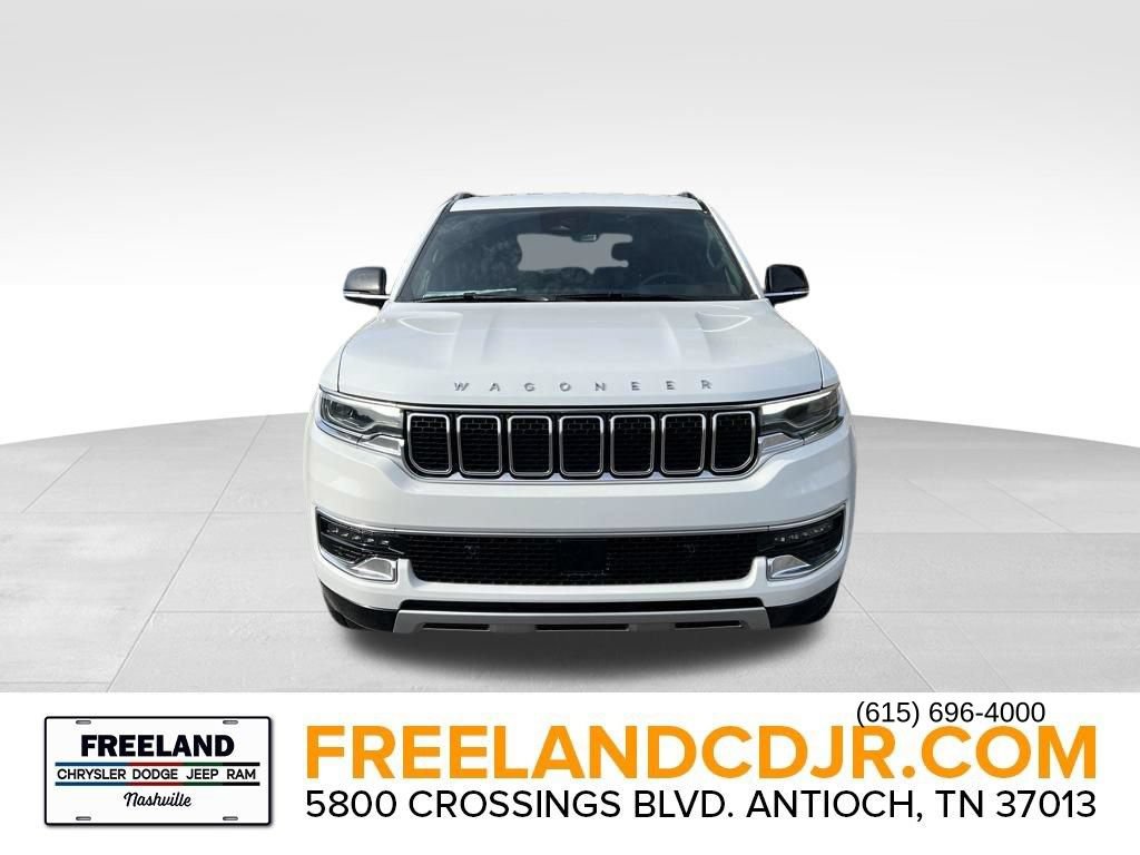 New 2024 Jeep Wagoneer L Series II w/ Flexible Seating Group AWD/4WD image 2